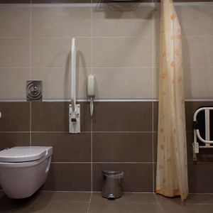 Twin Room Disability Access